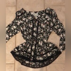 Maeve Anthropologie Floral Crochet Flowy Blouse sz 4
